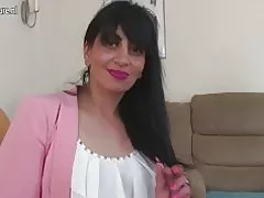Гарәп олгерген әниләр Бөекбританиядән белән голодного влагалища