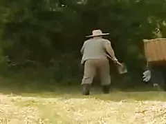 Әти белән уйнарга кыз